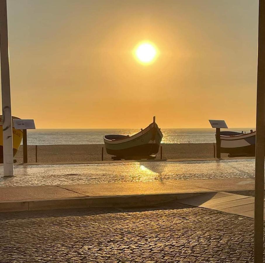 Cantinho Da Praia Apartments Nazaré Eksteriør billede
